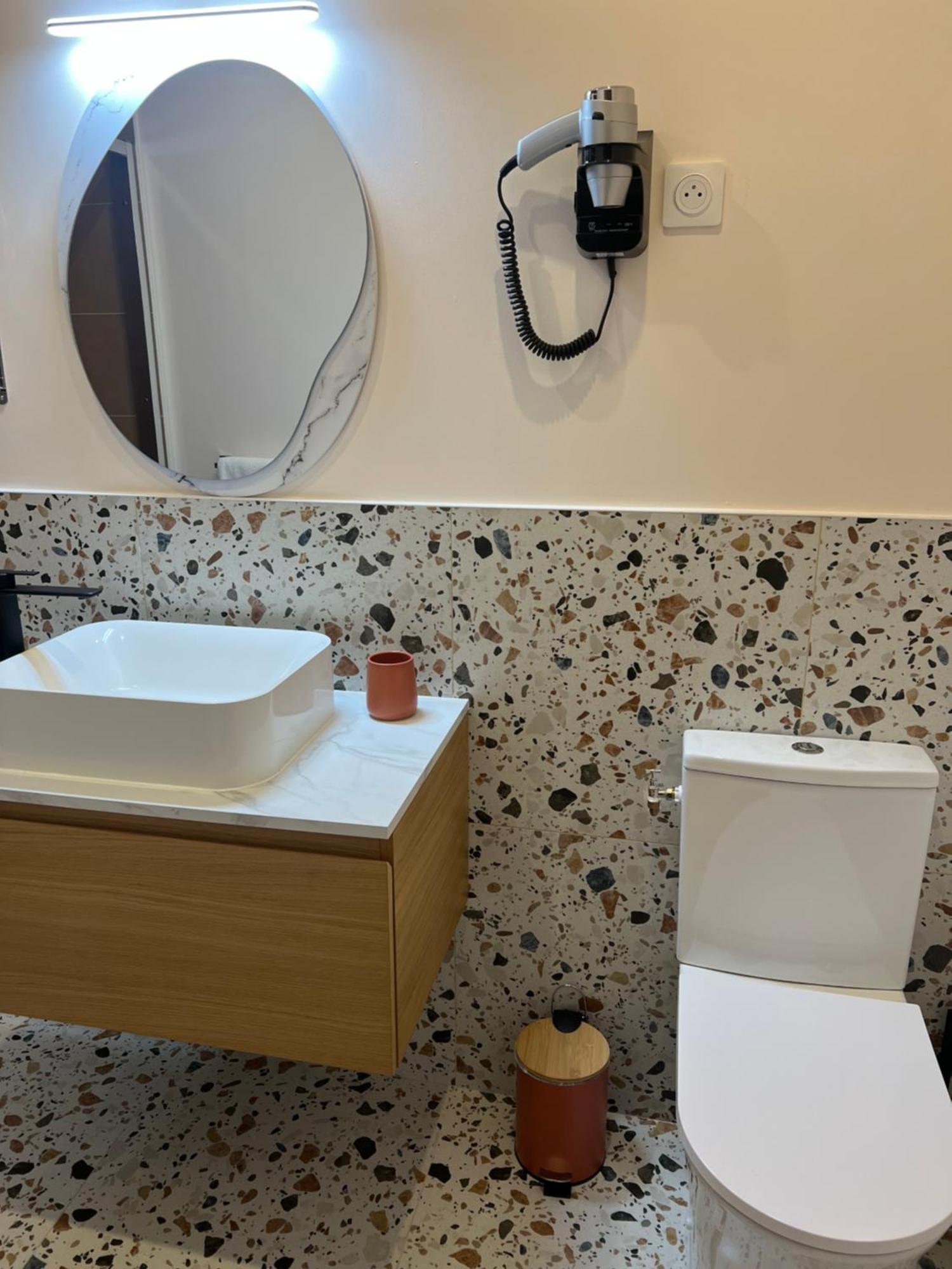Hotel Restaurant Les Paquebots 포르방드르 객실 사진